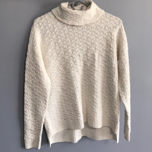 Tahari Sweaters - Tahari Roll Neck Sweater